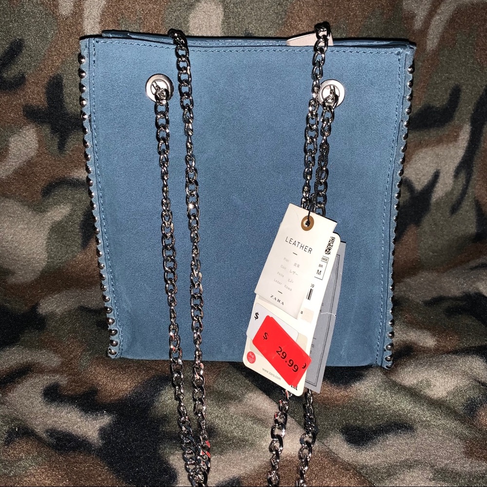 Leather Zara bag with silver hardware/detail